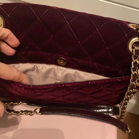 Michael Kors Sloan Shoulder Bag - Picture 11 of 14